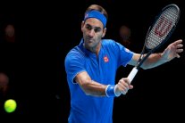 فيدرر يضمن تأهله لدور الأربعة في بطولة الماسترز