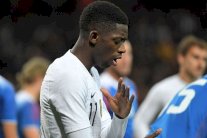 سلوك ديمبيلي يرتد عليه في برشلونة ومنتخب فرنسا