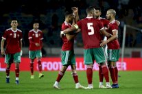 المغرب يفك عقدة الكاميرون بثنائية حكيم زياش