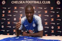 تشلسي يمدد عقد لاعب وسطه الفرنسي كانتيه 5 سنوات