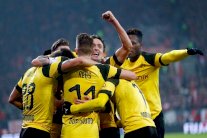 دورتموند يعزز صدارته والضغط يزيد على كوفاتش بعد تعثر بايرن