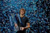 زفيريف يهزم ديوكوفيتش ويحرز لقب بطولة الماسترز