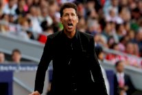 سيميوني سيلاقي مسؤولي أتلتيكو مدريد لتمديد عقده