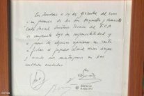 أول عقد لميسي مع برشلونة كتب على منديل