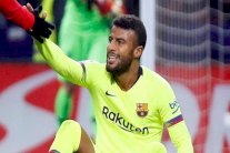 رافينيا يخضع لعملية جراحية وبرشلونة يتوقع غيابه ستة أشهر