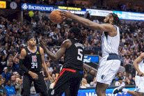 مافريكس يسقط كليبرز عن صدارة المجموعة الغربية