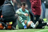 أرسنال يتعرض لضربة قاسية بانتهاء موسم هولدينغ