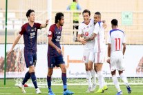 الشارقة والعين ينفردان بصدارة الدوري الإماراتي