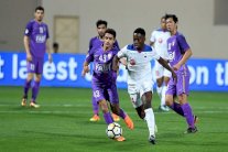 موعدان صعبان للشارقة والعين في الدوري الإماراتي