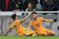 ولفرهامبتون يسقط نيوكاسل يونايتد في الدوري الإنكليزي