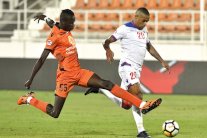 الشارقة يتطلع للتتويج بلقب الشتاء في الدوري الإماراتي