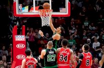 رقم قياسي لبوسطن بفوز بفارق 56 نقطة على شيكاغو