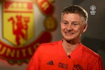 سولسكاير يشعر كالعائد إلى بيته في يومه الأول كمدرب لمانشستر يونايتد