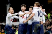 توتنهام يقترب من سيتي باكتساح هجومي لمرمى إيفرتون