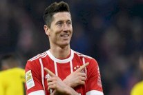 ليفاندوفسكي يضع حدا للتكهنات بتأكيد رغبته في إنهاء مسيرته في بايرن