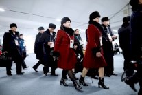 وصول رياضيي كوريا الشمالية إلى الجارة الجنوبية