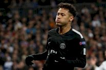 نيمار يؤكد عدم استسلامه في حربه مع برشلونة