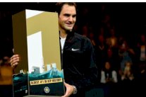 روجر فيدرر أكبر لاعب سنا يتصدر التصنيف العالمي للاعبي التنس