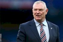 الاتحاد الإنجليزي مطالب بفتح ملف انتهاكات حقوق الإنسان والمثلية مع نظيره في قطر