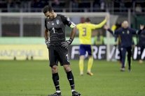 بوفون مستعد للعودة في حال استدعي لخوض وديتي إنكلترا والأرجنتين