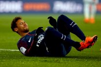 إيمري بشأن نيمار: لا قرار بعملية جراحية، فرصة 