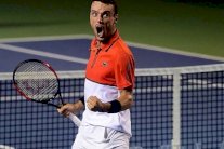 فوز لباوتيستا أغوت بعد ثلاث خسارات في دورة دبي