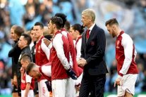 أداء أرسنال يطرح علامات استفهام حول إنقاذ الموسم ومستقبل فينغر