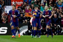 ميسي يعبد طريق برشلونة نحو اللقب