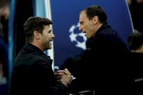 أليغري يشيد بالاداء الرائع للاعبيه وبوكيتينو فخور رغم الخروج