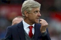 آرسين فينغر: منصبي في الأرسنال هو آخر ما يقلقني