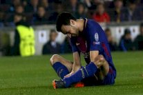 برشلونة يكشف عن طبيعة إصابة بوسكيتس