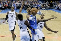 وستبروك وكوليزون يعمقان جراح سبيرز في الـNBA