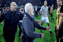 تعليق مباريات الدوري اليوناني بعد ظهور مسلح في الملعب