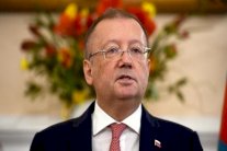 السفير الروسي يضمن أمن المشجعين البريطانيين خلال كأس العالم