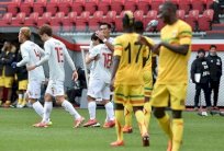 اليابان تفلت من الخسارة أمام مالي