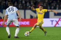 سبال يعرقل يوفنتوس ويعيد الأمل لنابولي