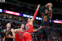 70 تريبل دبل لليبرون جيمس في دوري السلة الأميركي