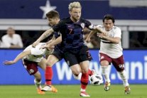 راكيتيتش يعيد كرواتيا إلى سكة الانتصارات