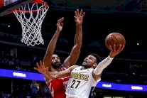 هيوستن يحطم رقما قياسيا يعود لموسم أحرز فيه اللقب