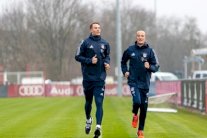 مانويل نوير بدأ الجري خلال التدريب