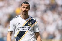 القمار والمراهانات قد يحرمان إبراهيموفيتش من مونديال روسيا