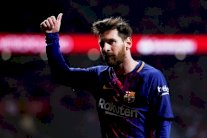 ميسي يفوز بمعركة 