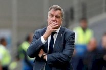 إيفرتون يتخلى عن خدمات الاردايس