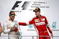 فيراري لوضع حد لانقلاب هاميلتون في جائزة موناكو الكبرى