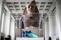حذاء محمد صلاح في قسم المصريات بالمتحف البريطاني