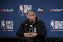 درب كافالييرز يكشف عن علاجه من حالة القلق