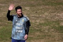 ميسي يحذر: الأرجنتين ليست الأفضل في كأس العالم