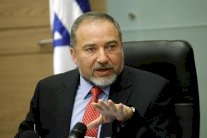 ليبرمان: الأرجنتين خضعت 