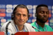 بيتزي يؤكد: السعودية ستلعب من أجل الفوز على روسيا