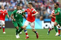 روسيا تحقق فوزا تاريخيا بتغلبها بخماسية على السعودية بافتتاح المونديال